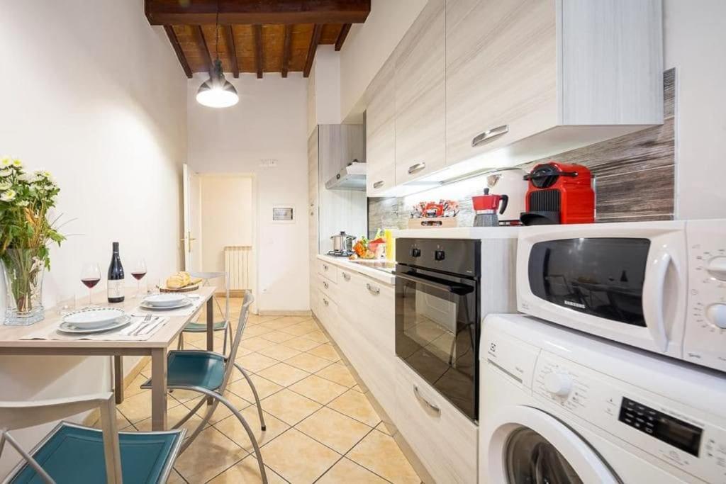 Santa Rosa - Oltrarno Firenze